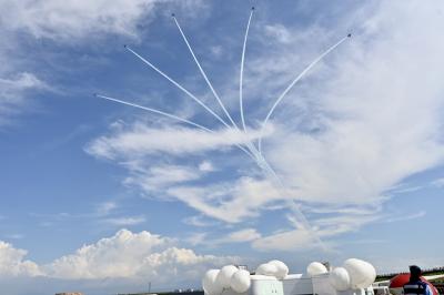 11回目の万博☆その1  初めてのブルーインパルス