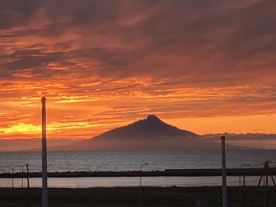 2025年　北海道・道北ドライブ2. 稚内～天塩温泉、利尻富士の夕景にひたる