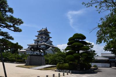 再建天守閣の今治城