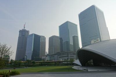 うめきたの広大な緑で朝の深呼吸＆JRゆめ咲線で万博西ゲートへアクセス【ウエストエクスプレス銀河で万博参戦！その３】