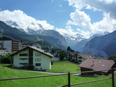 Wengenから始まるハイキング①