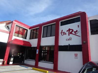 9回目のグアム③ tuRe' Cafeとナイトマーケット