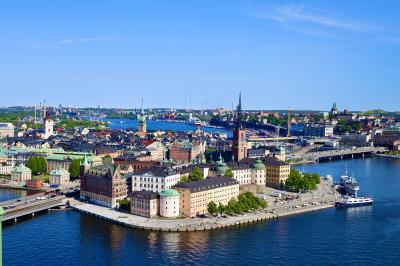 2025年初夏　美しき北欧の首都・ストックホルム3泊6日（その4：「魔女の宅急便」の街並み散策と市庁舎タワーの絶景）