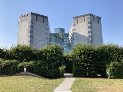 フランス周遊鉄道旅行(第2回)(ヒルトン・パリ・シャルルドゴール空港)