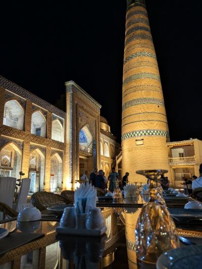 砂塵が舞う栄華を極めた国、５　「聖都」ヒヴァ（Xiva）へ行ってみた