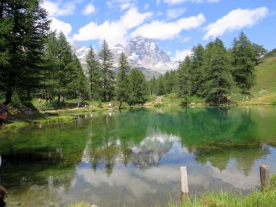 イタリア湖水地方とドロミテ紀行#4ー2025年7月14日(月)チェルビニア村とブルー湖のマッターホルン