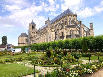 フランス周遊鉄道旅行(第4回)(世界遺産:ブールジュ観光)