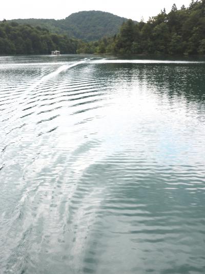 心が洗われる風景の中を歩く旅(2)16ヶ所の湖と96ヶ所の滝、清々しさいっぱいのプリトヴィツェ国立公園『上湖群編』