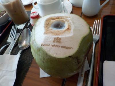 JAL ベトナムホーチミン早朝着②恐怖の道路を渡らないコープマート、ラウンジ、お買い物、帰宅まで