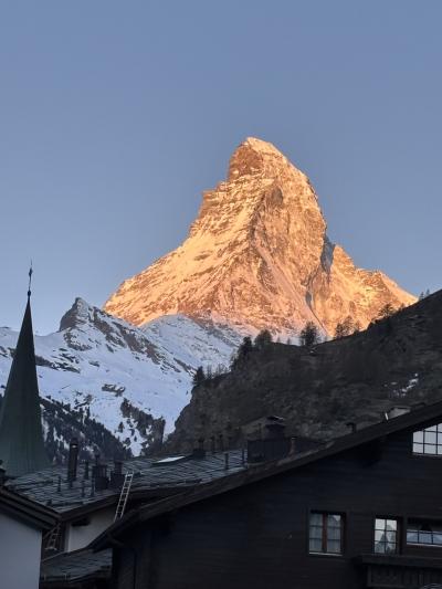 結婚50周年は17日間欧州2人旅・グリンデルワルト～ツェルマットまでの約2時間半の車窓とマッターホルン三昧