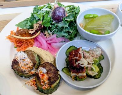 2025年7月下旬、資生堂グローバルイノベーションセンターでランチ、横浜の京急ミュージアム等を観光