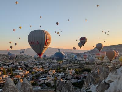 【トルコ旅行記②】カッパドキアでの気球、乗馬、レッドツアー！【2025年8月】
