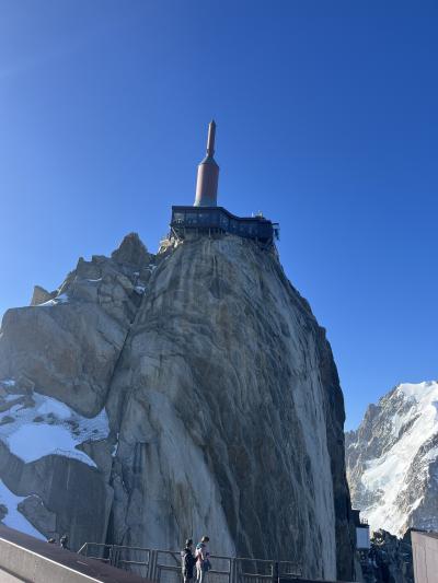夫婦旅シャモニー・ミラノ14日間④エギーユデュミディ→【プランドゥレギュイーユ→ モンタンヴェール展望台】(メール・ドゥ・グラス氷河)