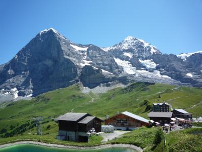 ユングフラウ 快晴でのハイキング⑦(アイガーグレッチャー~アルピグレン)