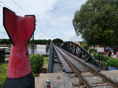 パタヤの海、クワイ川の鉄橋、アユタヤの象　夫婦でたどるタイの魅力（2/3)