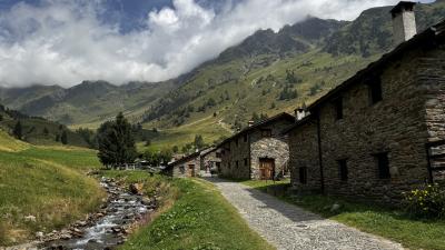 カーゼ・ディ・ヴィゾという集落へ