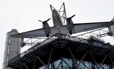 ベルリンのドイツ技術博物館を徹底探訪 1 / 人類の夢と苦悩を映す航空展示 航空機とロケット編