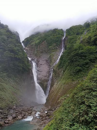 最終日は富山へ、日本最大の滝、称名滝へ