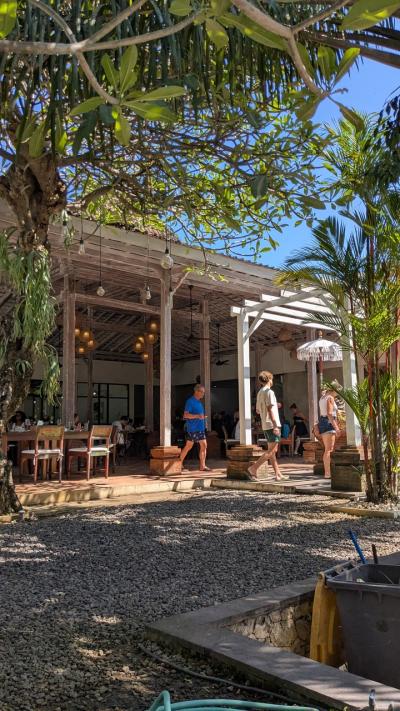 バリ島散策編③前編~集いし友とインドネシア料理~