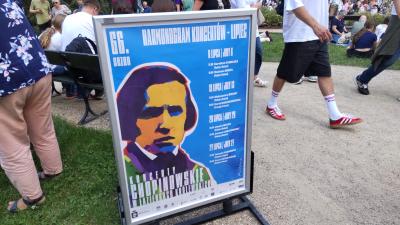 銀婚記念中欧周遊2:ワジェンキ公園のショパンコンサートを堪能