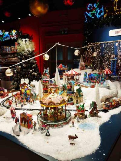 2024年9月コペンハーゲンとロンドン旅行8 老舗デパートのクリスマス