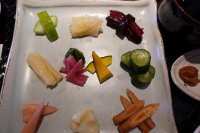 20250908 京都 ぶぶ漬けどうどす？言うたら、乗って来たんでぶぶ家で漬けもん三昧→一念坂のUnirで酸味のコーヒー