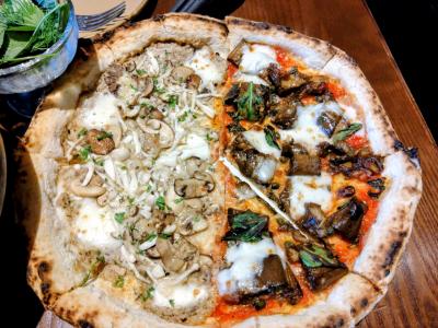 茄子のピザ・きのこのピザが美味すぎる～(T_T)…ハノイ －２ (クアラルンプール・ティオマン島・ハノイ～16日間)