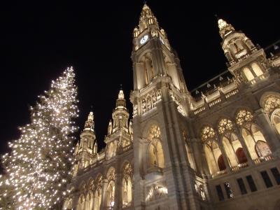 2023年オーストリア＆ドイツのX’masマーケット【１０５】市庁舎広場で最後のX’masマーケット