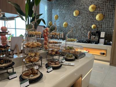 【2025年8月 ダナン】#1 出発★ホリデイ イン & スイーツ サイゴン エアポートにチェックイン