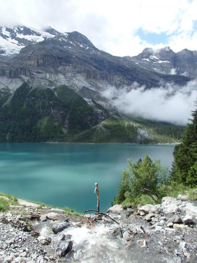 2024年夏のスイス【６】エッシネン湖で湖畔ハイキング