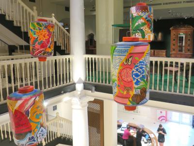 登校前を有効活用！久しぶりプラナカン博物館、ウェルカム新入生♪授業で寸劇も☆シンガポール留学の旅10