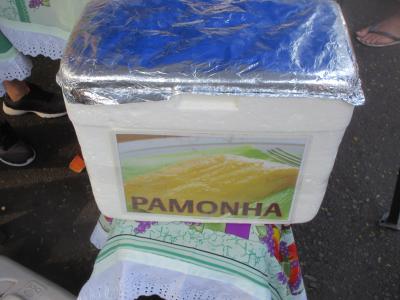 日曜日のフェイラで日本人移住者たちと会う