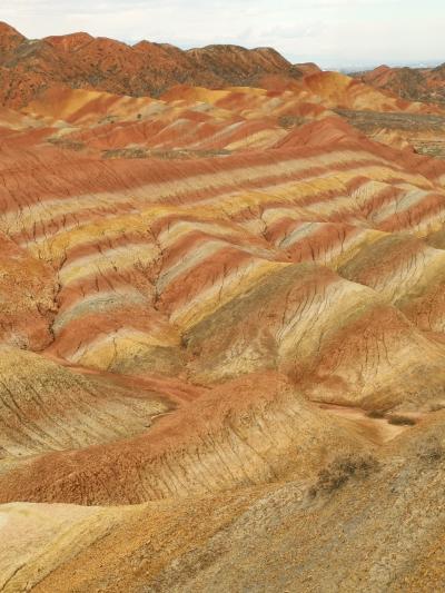 中国・河西回廊2025　備忘録（6）　張掖　色鮮やかに大地を染め分ける七彩丹霞の不思議