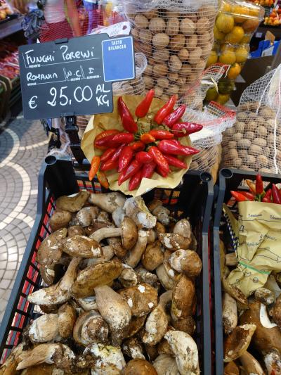 パリ美術館とナポリ遺跡そしてバスク地方グルメ旅2025 part10 ダ・ミケーレ