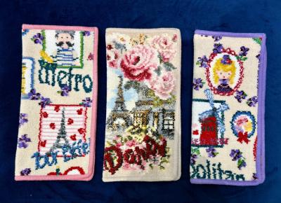 ベルサイユで、FEILERのエッフェル塔限定版を発見しました！