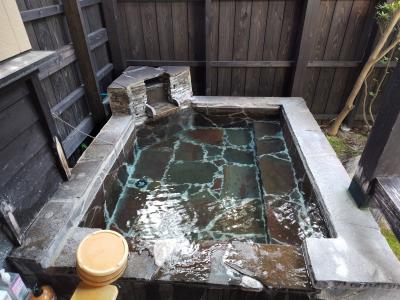 平山温泉 湯の蔵、露天風呂付個室にてランチ