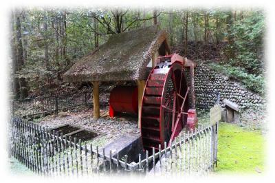 三河国三之宮　猿投神社「トロミル水車・水神・馬頭観音・お倉岩」
