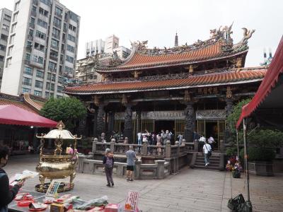 1歳7ヶ月の坊ちゃんと行く台北4泊5日！　公園満喫と龍山寺で神様にお礼の4日目