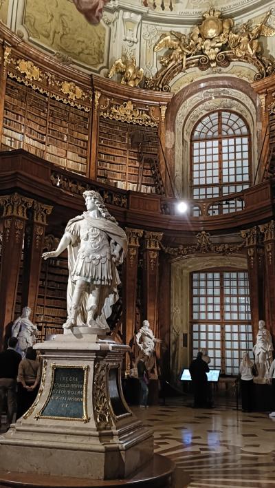 オーストリア　w/はりきりシニア　6日間②　ウィーン到着！早速  街歩きスタート 初日から動いていきますよ~