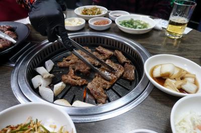 斜行エレベーターから眺めるダイナミック釜山＆草梁テジカルビ横丁で「焼肉記念日」【月１限定！博多発夜行カメリアで弾丸釜山その４】