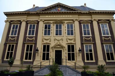 105。*:.。オランダ,チェコ,フランス34日間の旅 ☆ハーグ-2 マウリッツハイス美術館-1☆.。.:*