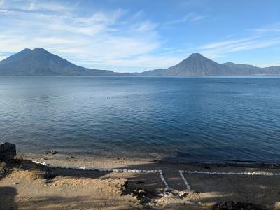 アティトラン湖畔の村めぐり