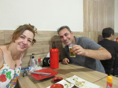 しゃっちょ（社長） 遅れてすみません、ラーメン行こか！