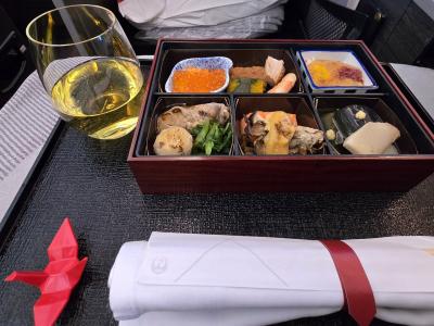 バンコク6日間その1、JALビジネスクラスでバンコクへ、機内食はミシェラン銀座「蓮」