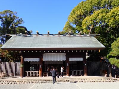 師走の横浜散歩　のつもりがディープ横浜へ