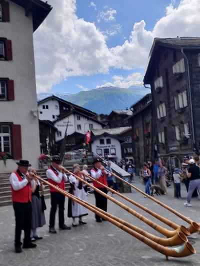 氷河が消える前に～夏のスイスアルプス2025⑫　ツェルマットの街歩き（1）