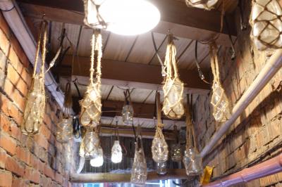 20251211 瑞芳 小荳荳で早餐の後、礁渓から區間快車で。豐味肉羹→瑞芳老街とか徘徊→土(魚乇)魚(火庚)で晩餐→華記龍鳳腿をつまみに