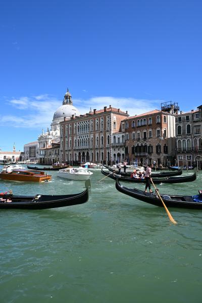 2025年一家でイタリアの旅（4） 水の都で船遊び