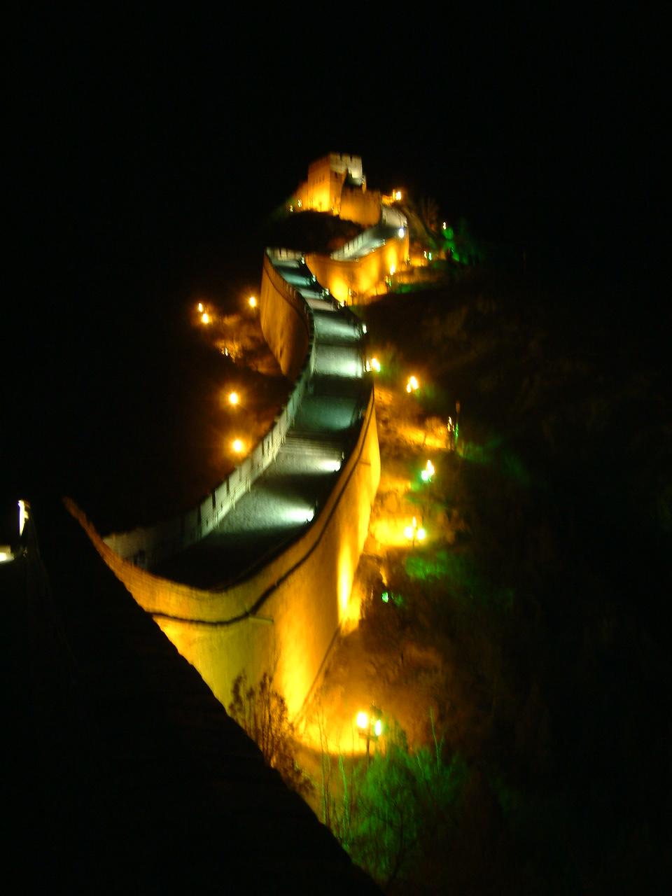 北京にようこそ No 2 八達嶺万里の長城の夜景 万里の長城周辺 中国 の旅行記 ブログ By 景徳鎮友好親善大使矢島さん フォートラベル