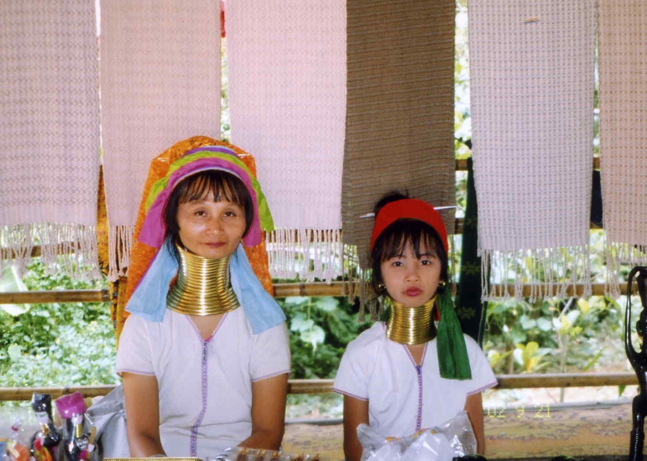 76 Thailand パダウン 首長 族に会いに行った タイ2回目編part1 メーホンソン タイ の旅行記 ブログ By ぶえのすこじこじさん フォートラベル 76 Thailand パダウン 首長 族に会いに行った タイ2回目編part1 メーホンソン タイ の旅行記 ブログ By ぶえのすこじこじさん フォートラベル
